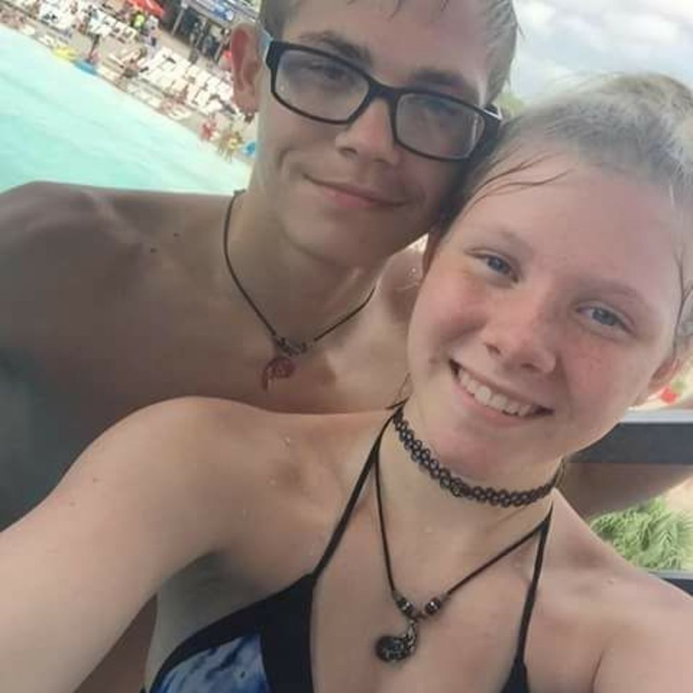 Meet your Posher, Pamela